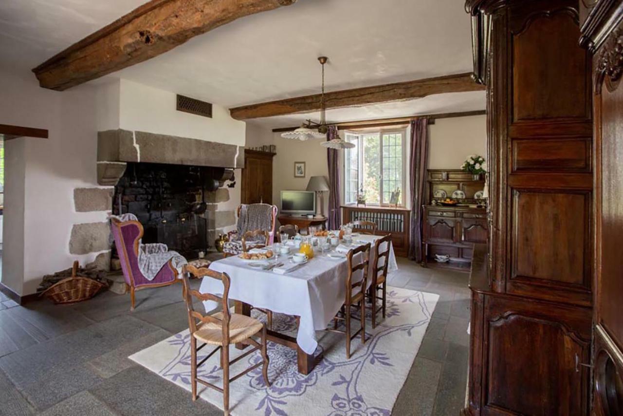 Les Goubelins Bed and Breakfast La Lande-d'Airou Buitenkant foto